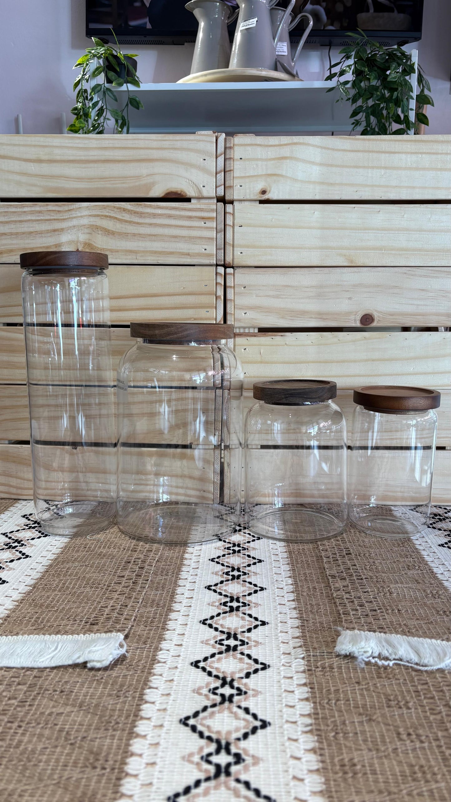 KUTILAPAM Borosilicate airtight Jar w/lid glass/acacia wood
