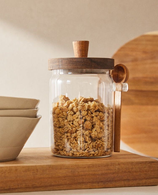 KÜTILAPAM glass jar with scoop, acacia wood/glass 500ml