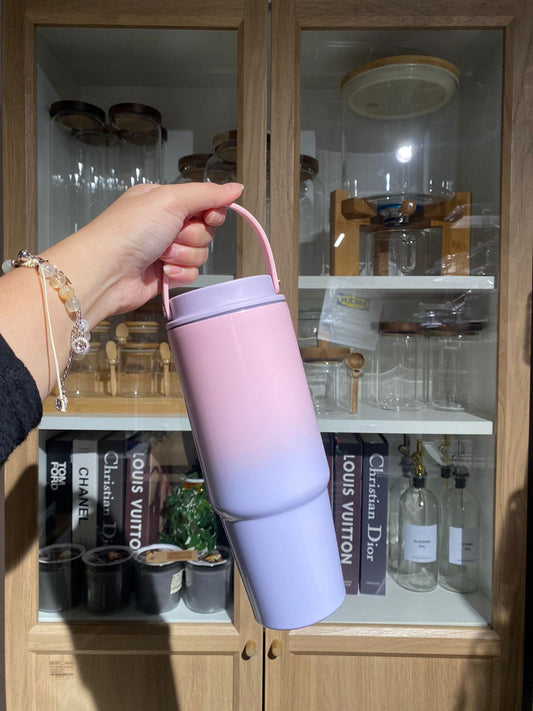 KOSUI Travel Quencher gloss ombrey Tumbler with built in straw, 900ml