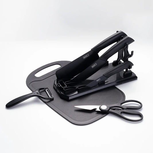 SRÍMUKÄ 7-piece stainless steel knives set with shealths, scissors and cutting board