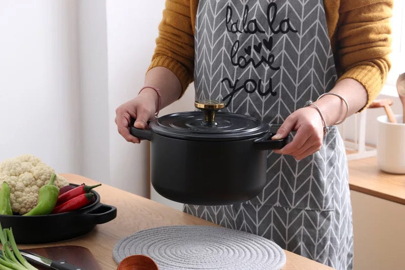 SRÍMUKÄ Japanese Ceramic Casserole