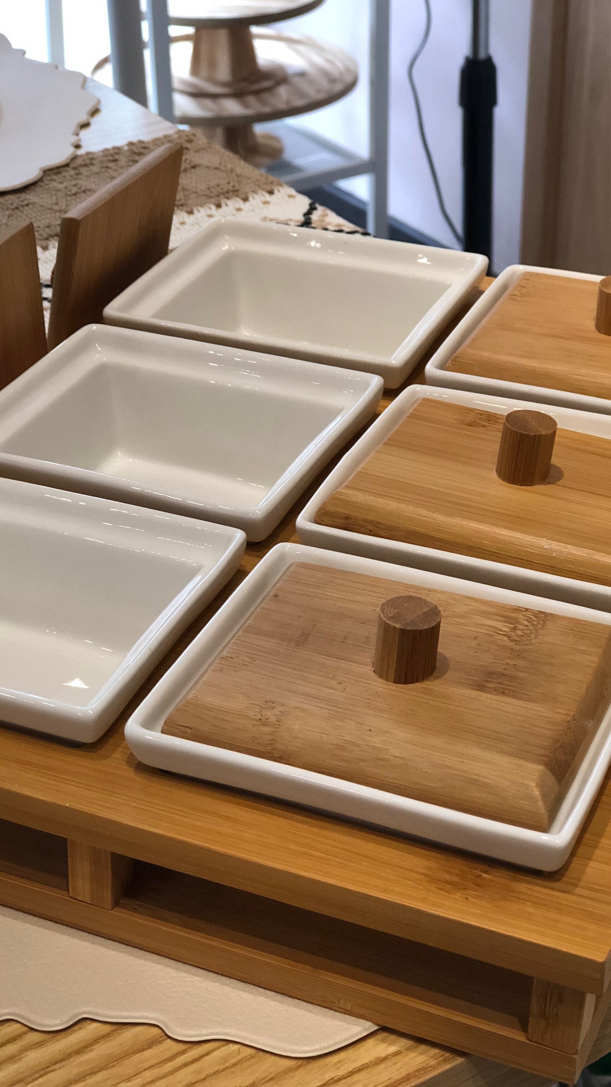 KUTILAPAM Japanese dried fruit serving bowl, 6 slot