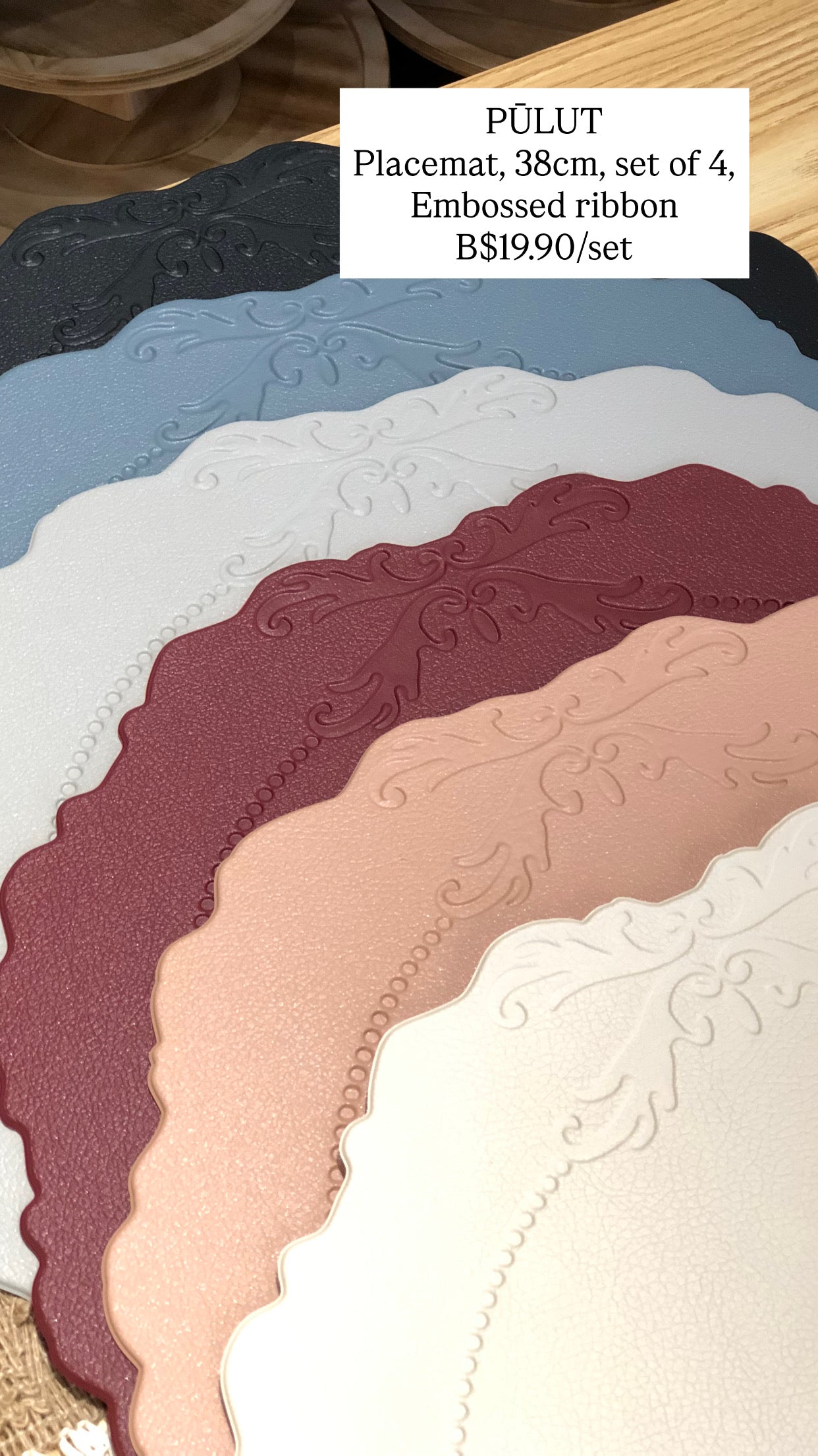 PŪLUT placemat, 38cm, set of 4, embossed ribbon