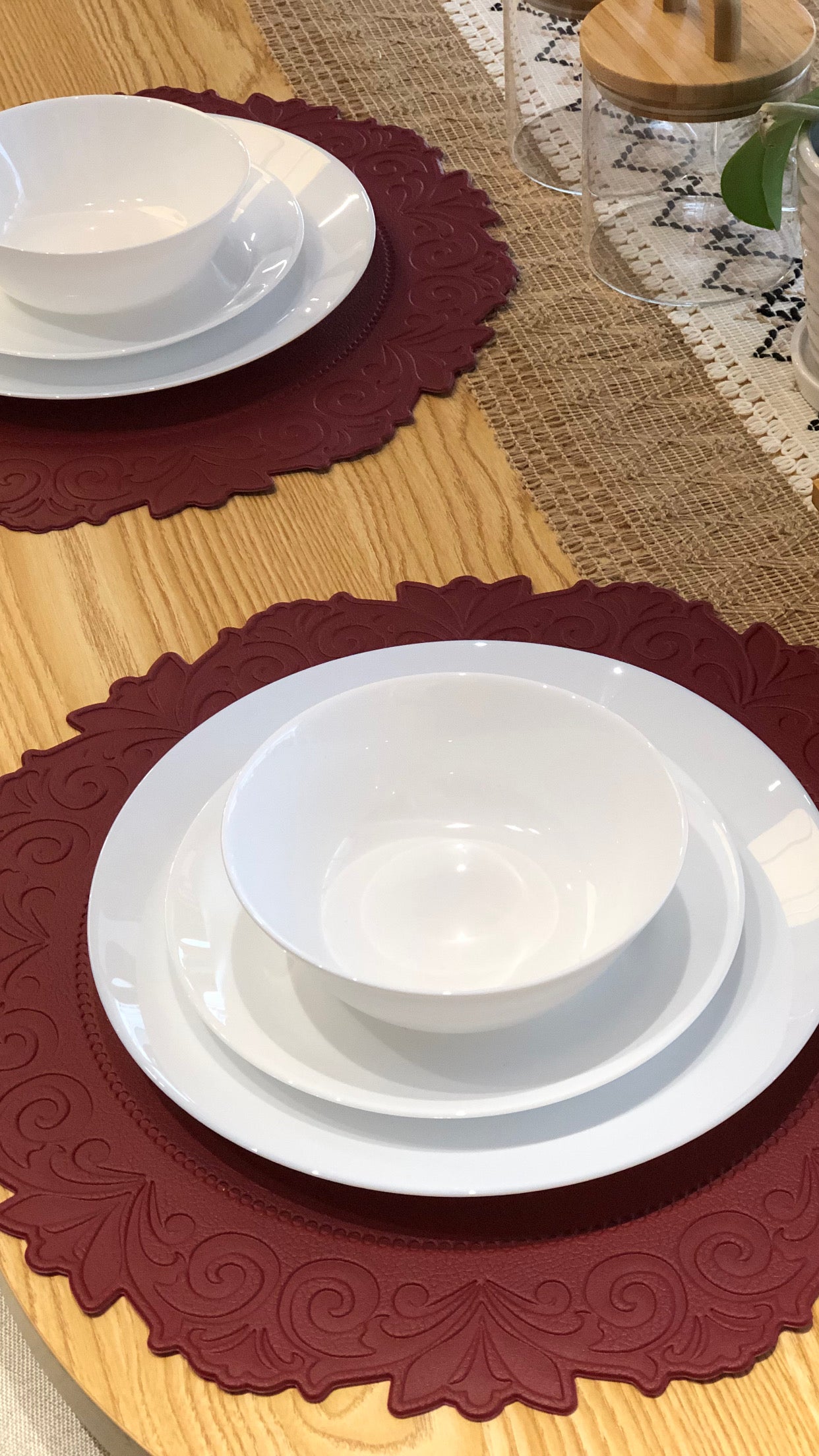 PŪLUT Placemat, 38cm, set of 4, embossed lace