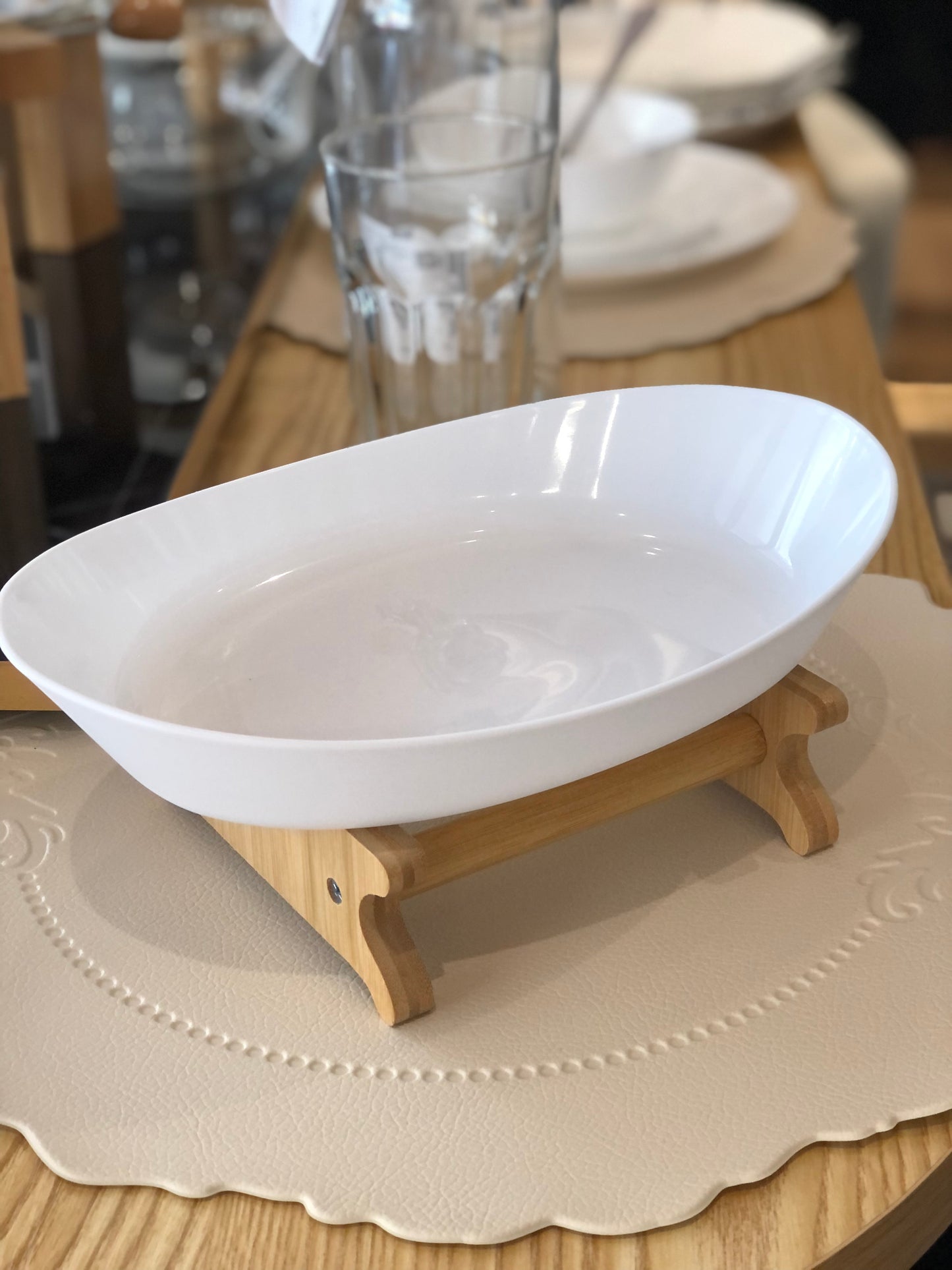 KÜTILAPAM Serving dish plate with stand, bamboo/ plastic, 25cm