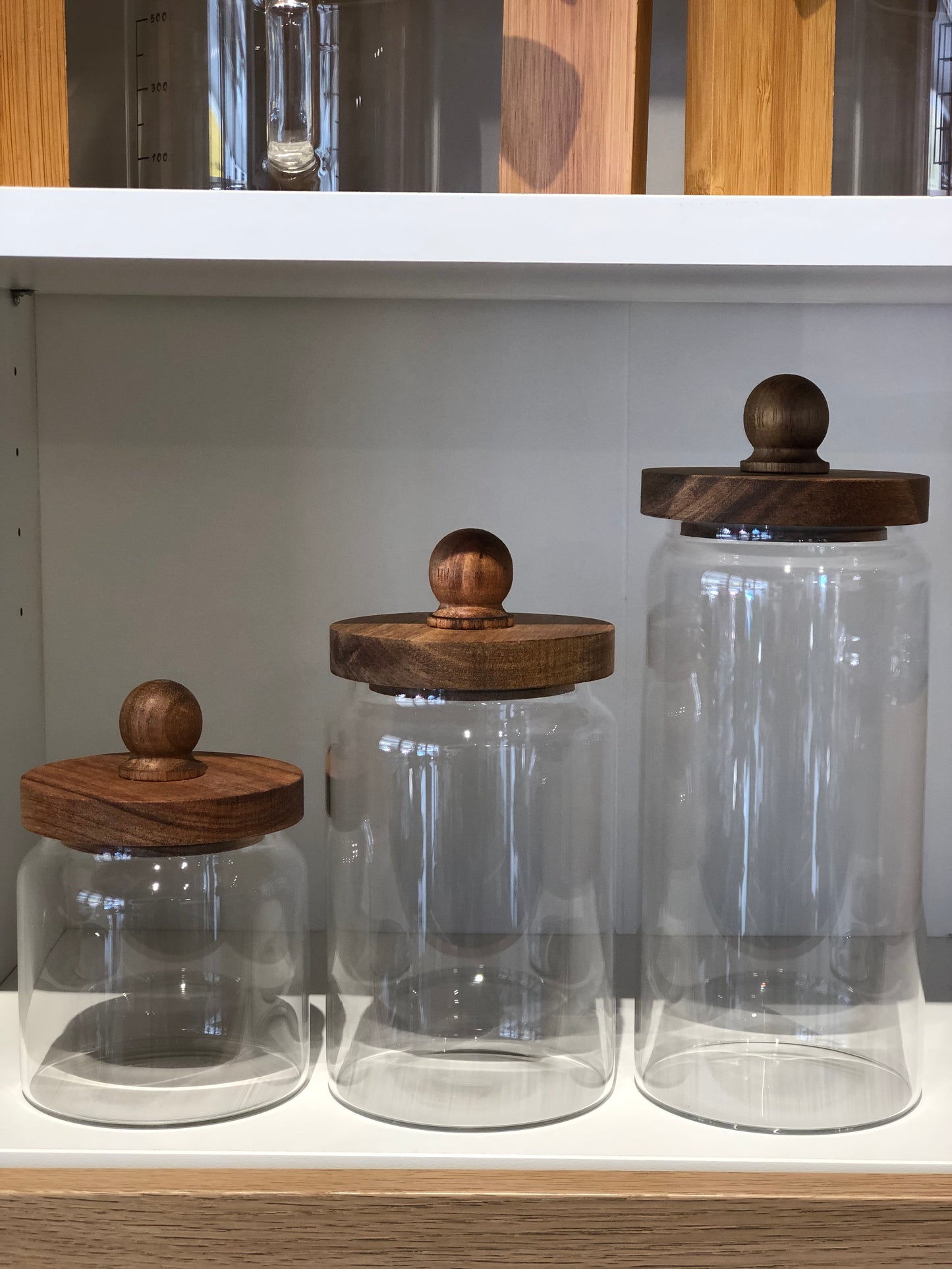 KÜTILAPAM Glass jar with knob, glass/ acacia wood