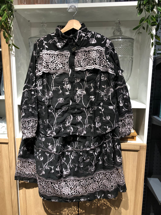 ELODIA Baju and Kain set