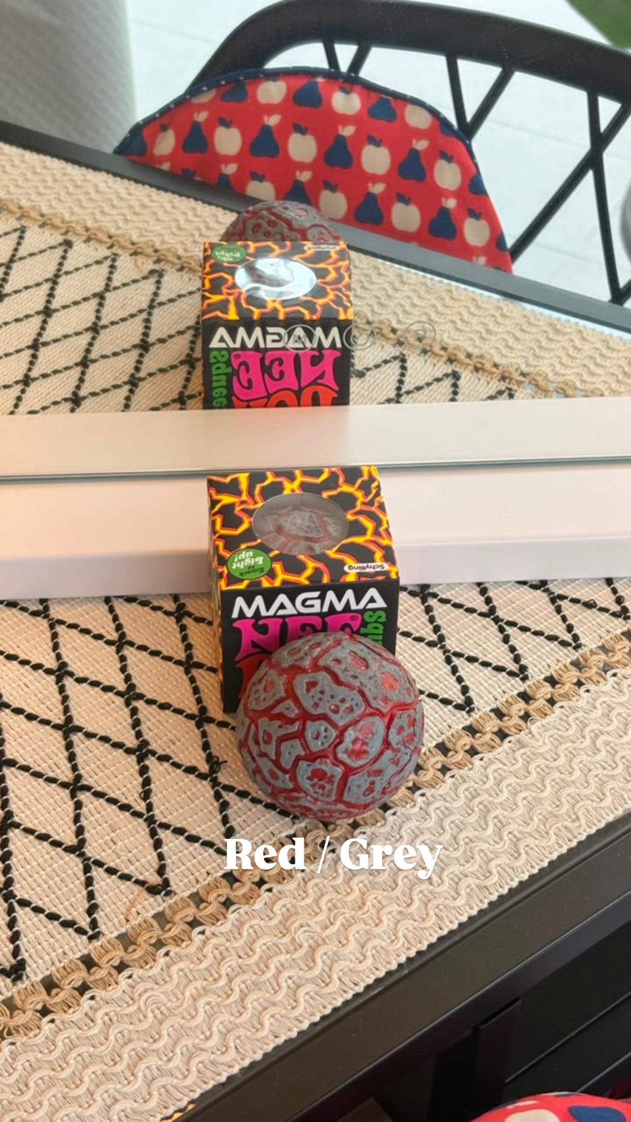 NEEDOH Magma Meteorite, light up
