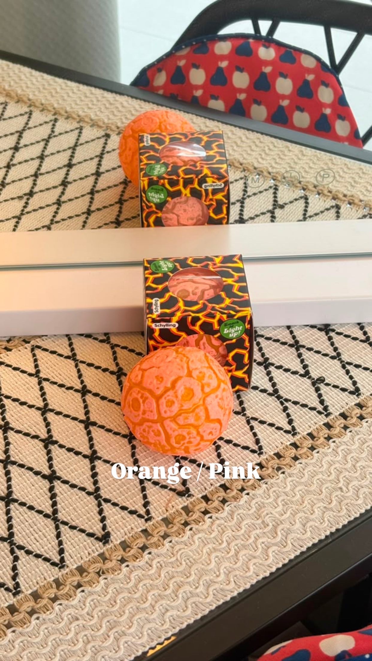 NEEDOH Magma Meteorite, light up