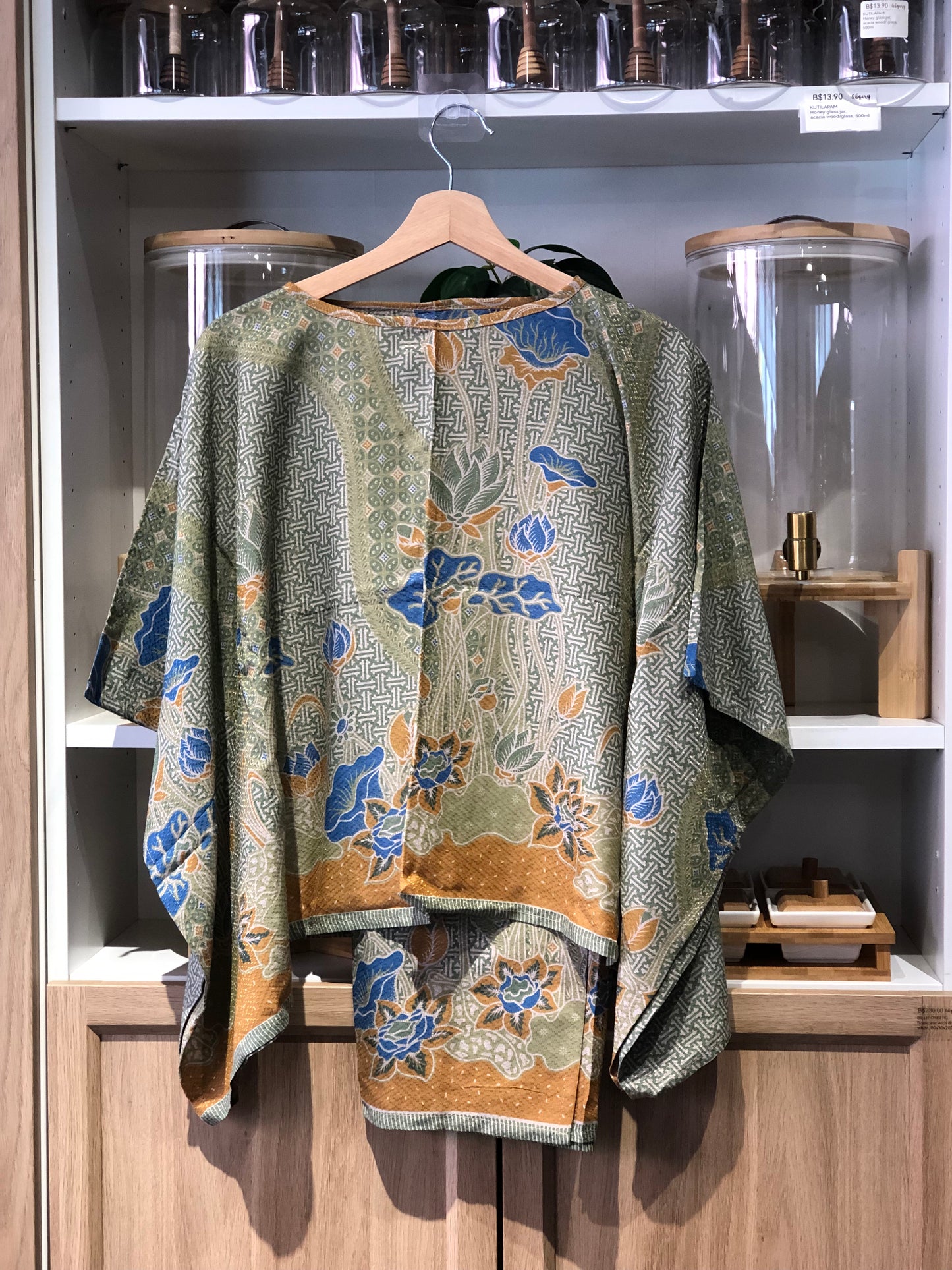 Premium Kain Batik Dobi