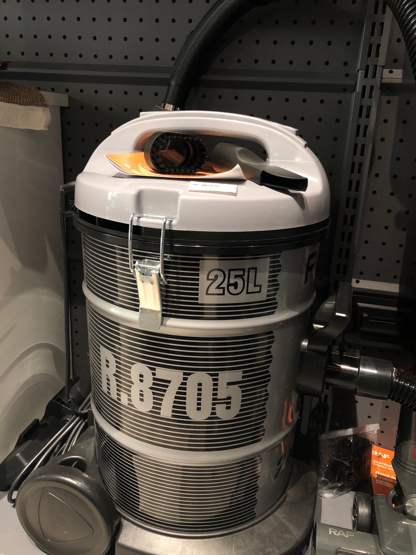 RAF Vaccum Cleaner