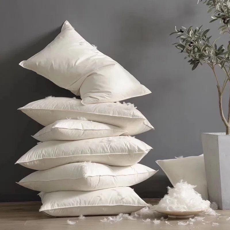 MÅNGKÕŁ Hotel quality pillow, feather, 50x80 cm, 1 pc